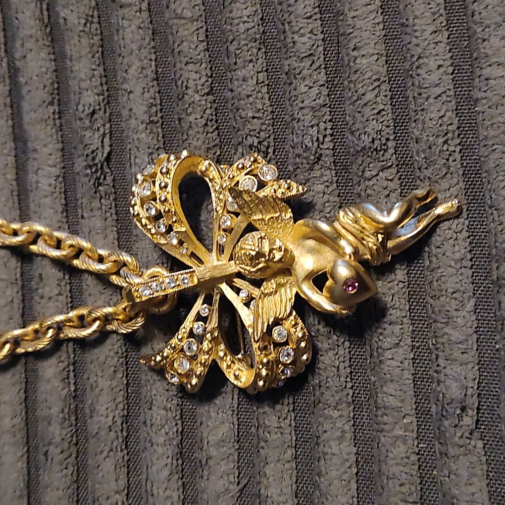 Kamrose & Cross JBK Jacqueline Bisset Kennedy Cherub